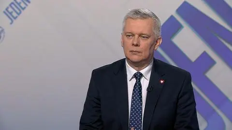 Spór o nominacje oficerskie. Siemoniak: to jest prowadzenie do paraliżu służb