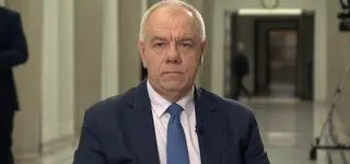 Polityczna gra wokół paliw. Sasin o tym, co zrobi PiS