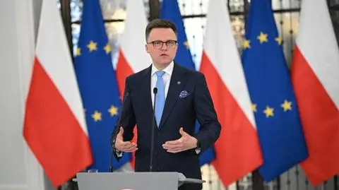 Hołownia chce badania posłów alkomatem na sali plenarnej