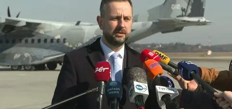 Ewakuacja Polaków z Bliskiego Wschodu. Szef MON o szczegółach operacji