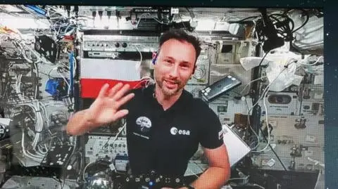 Łączenie z polskim astronautą. "Od kilku nocy śpię nieźle"