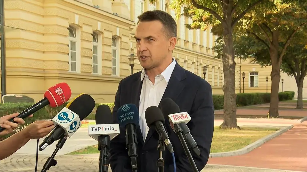 Rzecznik rządu mówi o "poważnym kłamstwie" 