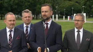 Szef MON: wojsko jest w gotowości, jeżeli zaistniałaby potrzeba ewakuacji