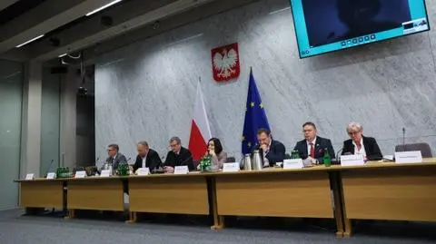 "Czy świadek w ogóle wie, przed jaką komisją stanął?" Przesłuchanie funkcjonariusza CBA
