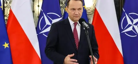 Sikorski: ucieszyły mnie słowa prezydenta, toczą się negocjacje