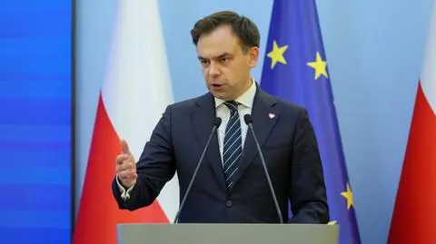 Rząd przyjął projekt budżetu na 2026 rok. "Wydatki wyniosą około 918,9 miliardów złotych"
