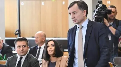 "Nie pozwolimy na stawianie się Zbigniewa Ziobry ponad prawem". Posiedzenie komisji regulaminowej