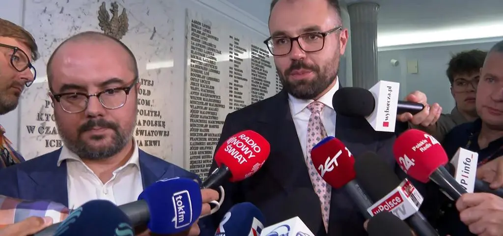 Rozwój Plus zarejestrowany. "Niech koledzy z PiS się doktoryzują ze statutu, nas to nie obchodzi"