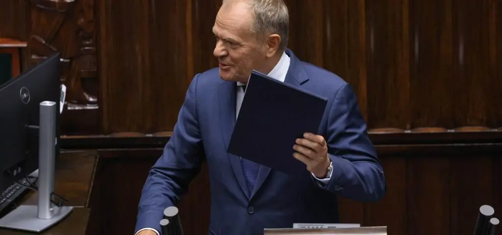 Tusk do polityków PiS: trzymają was za gardło bardzo źli ludzie
