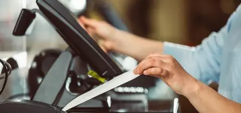 Pułapka, w którą wpadają miliony Polaków. Ekspert: płacimy podwójnie
