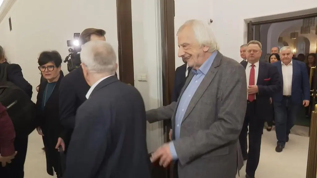 "Boże, chroń mnie od przyjaciół, z wrogami poradzę sobie sam"