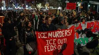 Trump sam płaci za swoje "showmaństwo"? "Obama i Biden deportowali po cichu"