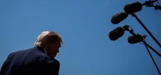 Zaskakująca deklaracja Trumpa. "Trzeba to wziąć w nawias ze znakiem zapytania"