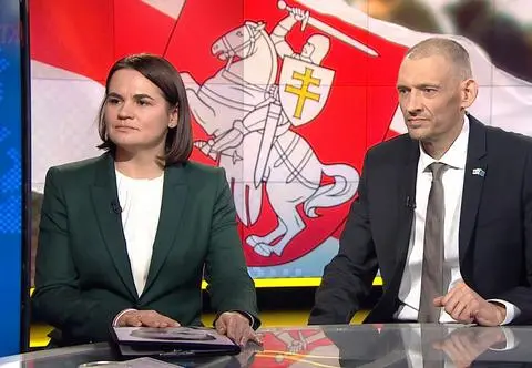 "Byliśmy w autobusie, 14 osób z workami na głowach". Tak usłyszał o swojej wolności
