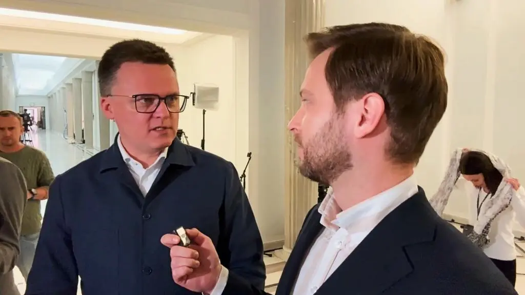 Hołownia mówi, kto zniszczył jego świat i marzenia 