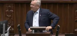 Randka na sejmowej mównicy? Hołownia zadeklarował pomoc