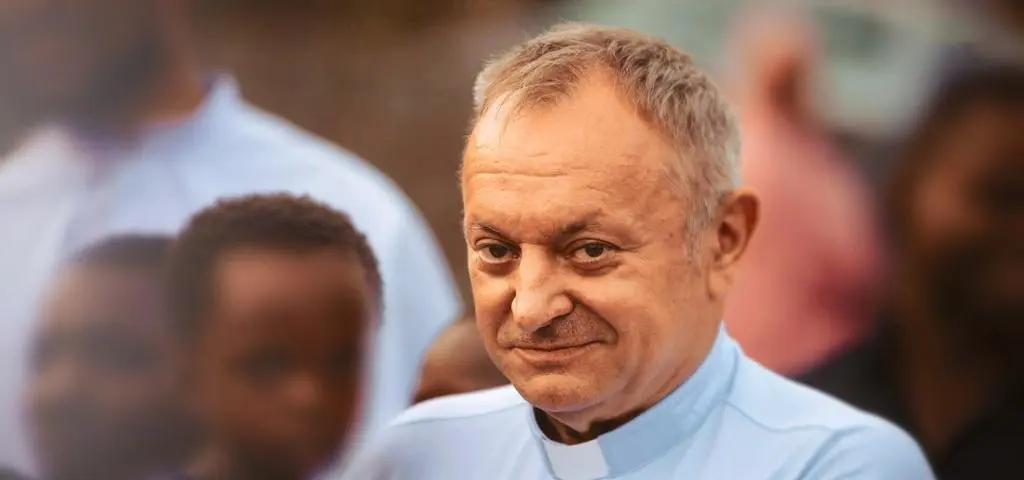 Miał pomagać, stworzył machinę na własne cele. "Wyróżnia się rodzajem bezczelności"