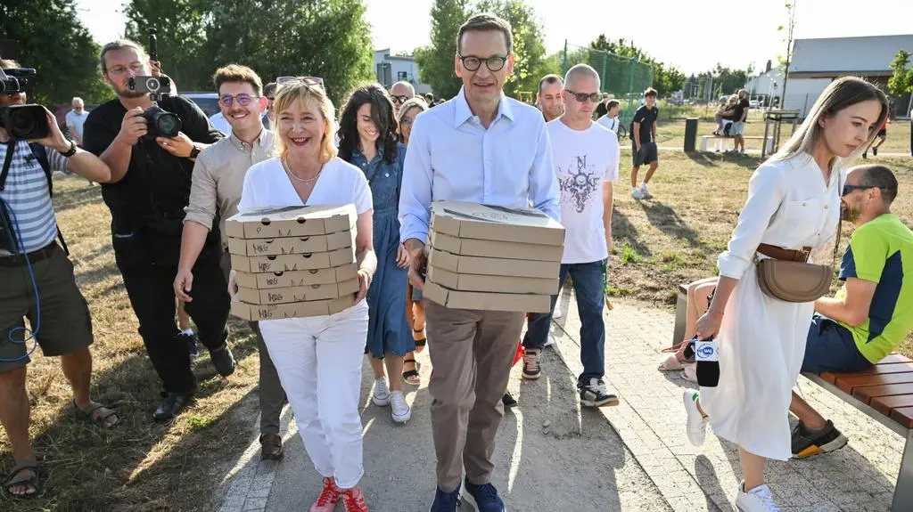 "Pizza z małym skwarkiem"