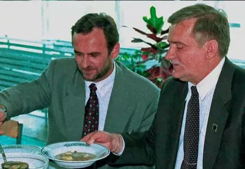 Sprytny gracz czy anioł stróż Wałęsy?