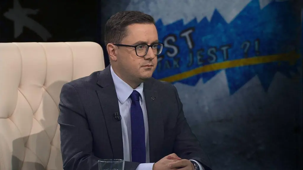 Motyka: ochronimy Polaków przed podwyżkami, które serwuje im prezydent