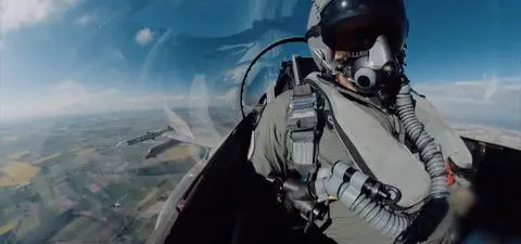 Jak wygląda przechwycenie innego samolotu? Reporter Artur Molęda zobaczył to z bliska