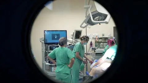 "Pani mnie będzie operować?"