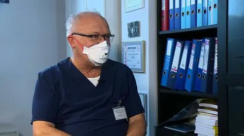 "Jestem inny, energia mnie roznosi". Prof. Simon walczy z pandemią i hejtem