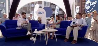 Na tę odpowiedź czeka od siedmiu lat. Dziennikarka zdradziła, o którego polityka chodzi