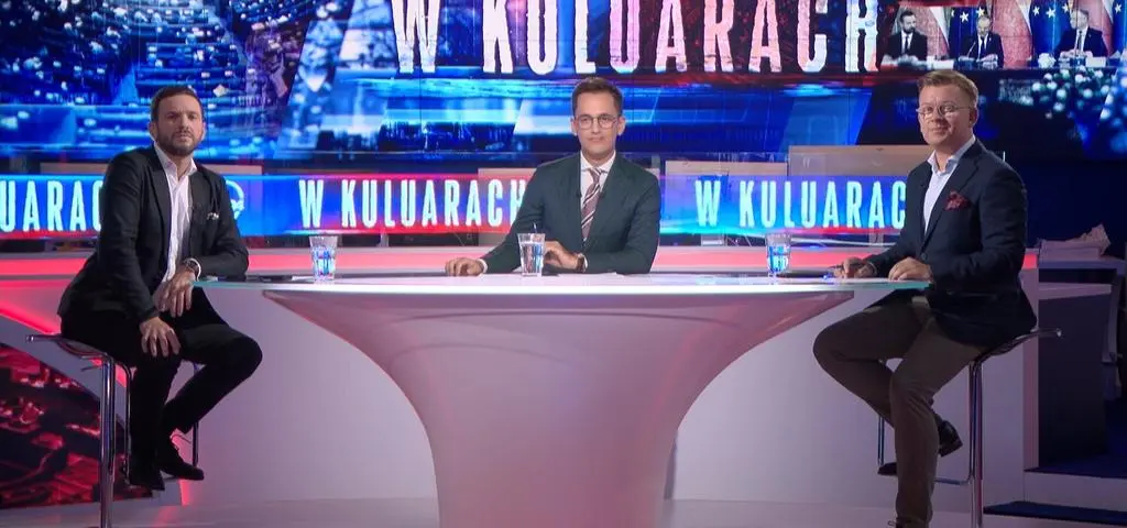 Oglądaj "W kuluarach"