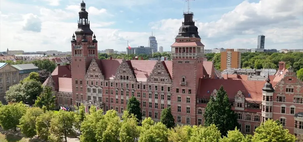 "Hogwart" polskiej administracji. Tajemnice niezwykłego gmachu
