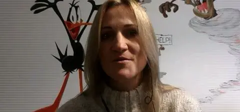"To trwało wiele lat. Zdarzało się, że uciekaliśmy w nocy przed agresją ojca"