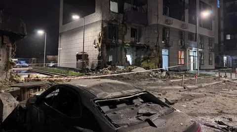 Zniszczenia w Kijowie po rosyjskim ataku