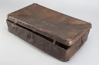The owner of the suitcase František Aufrecht died in Dachau in April of 1945