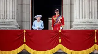 Królowa Elżbieta II na paradzie Trooping the Colour w 70-lecie jej panowania