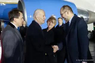 Co Joe Biden powiedział po wylądowaniu w Warszawie? Marcin Przydacz o rozmowie z prezydentem USA