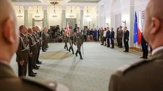 Prezydent wręczył nominacje generalskie