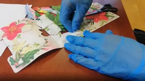 Kartka urodzinowa dla więźnia z dodatkową "niespodzianką"