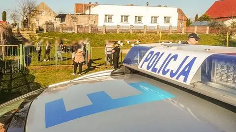 Policja: to nie czas na rozgrywanie meczów 