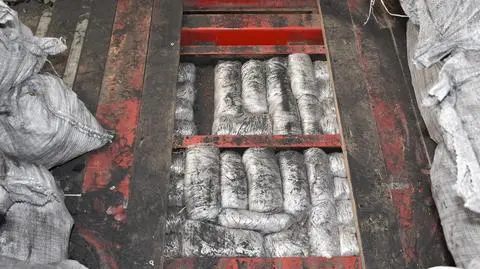 Metaamfetamina ukryta była w konstrukcji pojazdu