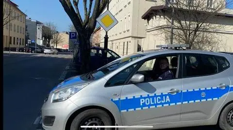 Policjanci z Gniezna kontrolowali czy kobieta jest w miejscu kwarantanny