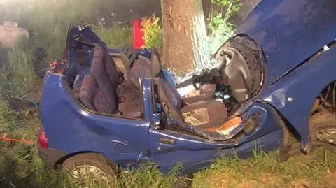 Stracił panowanie nad autem i dachował. Był poszukiwany