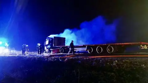 Kabina ciężarówki stanęła w płomieniach 