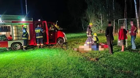 Auto przygniotło mężczyznę