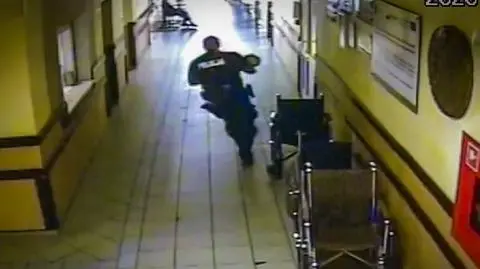 Policyjna eskorta, a potem bieg z duszącym się dziesięciomiesięcznym chłopcem na rękach