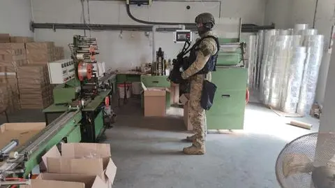 W nielegalnej fabryce co minutę mogli produkować dwa tysiące papierosów