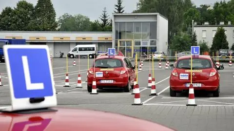 Egzaminatorka zakażona koronawirusem, wszystkie egzaminy i kursy na prawo jazdy zostały odwołane