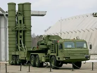 S-400 Triumf to najbardziej zaawansowany technologicznie rosyjski przeciwlotniczy system rakietowy