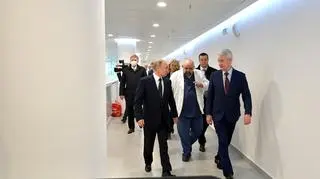 Lekarz, który oprowadzał prezydenta Władimira Putina po szpitalu, gdzie leczą się chorzy z COVID-19, sam został zakażony korowirusem