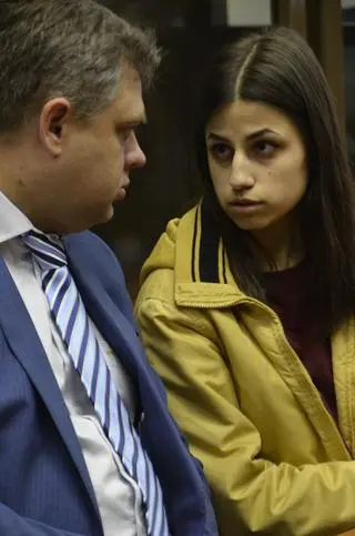 Angelina Chaczaturian z obrońcą 