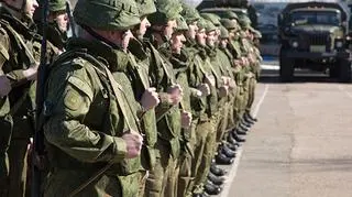 Żołnierze wojsk inżynieryjnych przed wyjazdem do Syrii. Zdjęcie archiwalne  